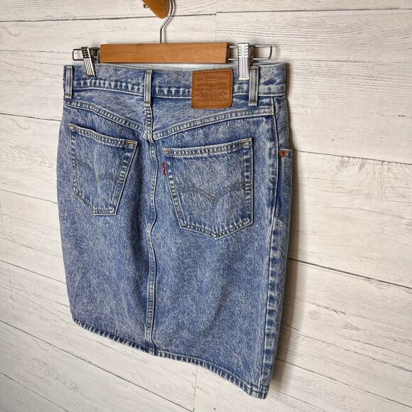Levis Skirt Womens Size 30 Premium Front Button Mini Denim Quality Clothing - Picture 14 of 16